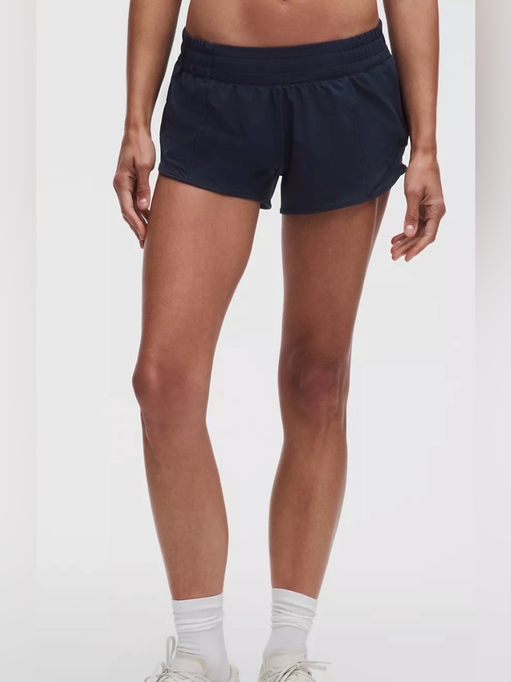Lululemon - Low Rise Hotty Hot Running Shorts 2.5”